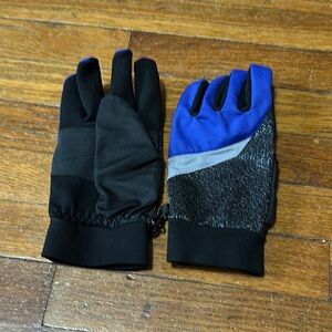 Youth Blue and Black Lightweight Winter Gloves